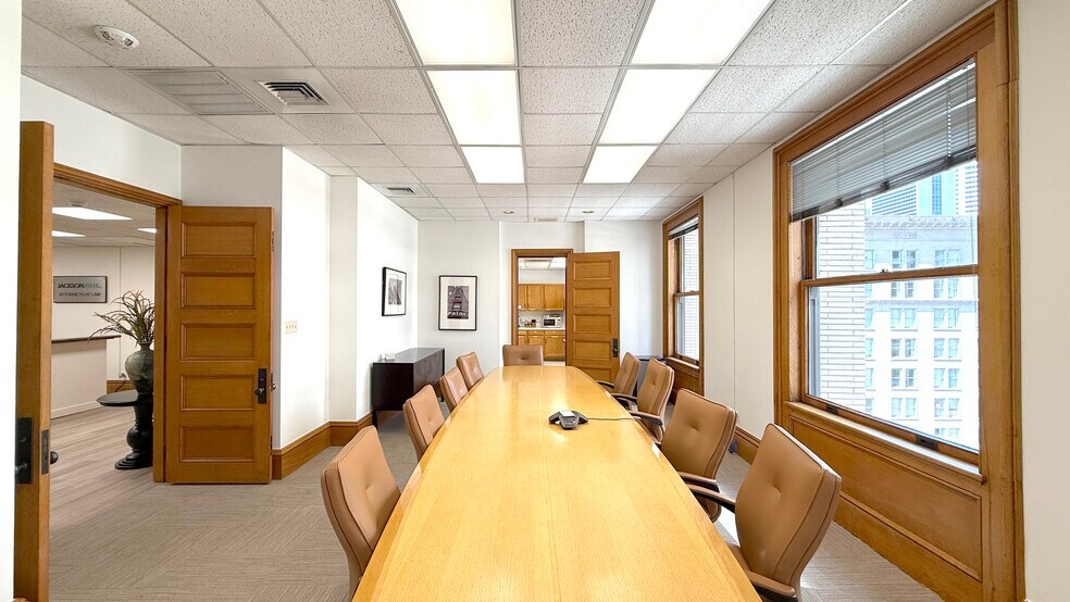 More Photos Of 730 17th St, Denver Office For Sale