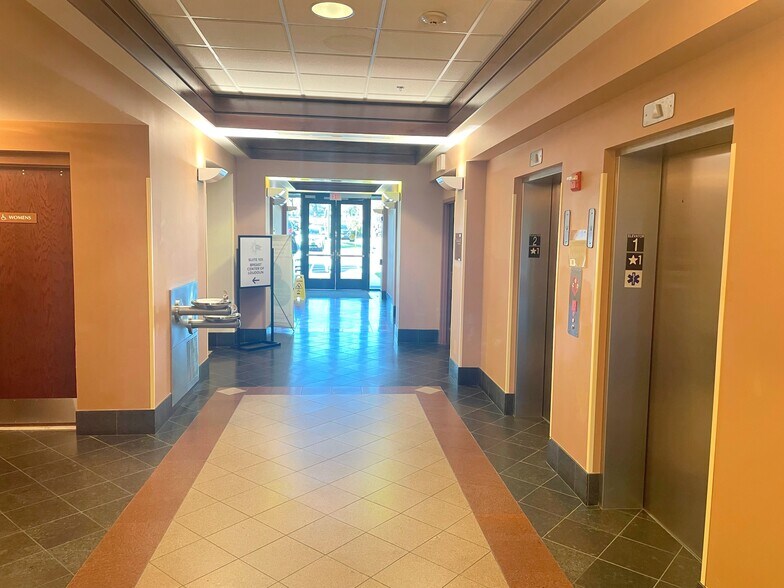 More Photos Of 19465 Deerfield Ave, Lansdowne Medical For Sale