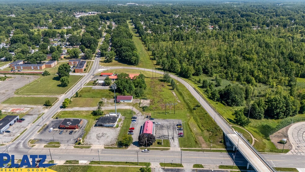 More Photos Of 2600 W Market St, Warren Restaurant For Sale