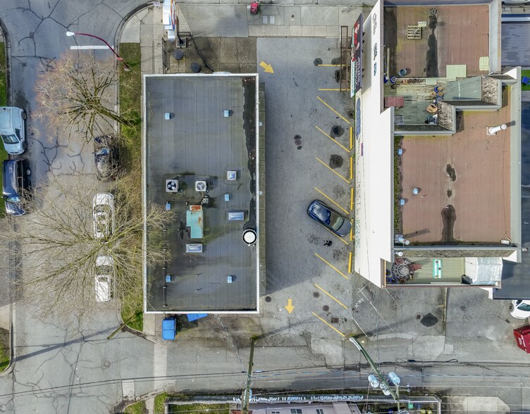 More Photos Of 4990 Victoria Dr, Vancouver Storefront Retail Residential For Sale