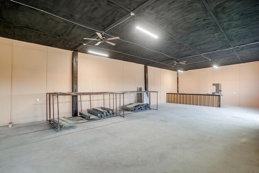More Photos Of 4920 Tin Top Rd, Weatherford Office For Sale