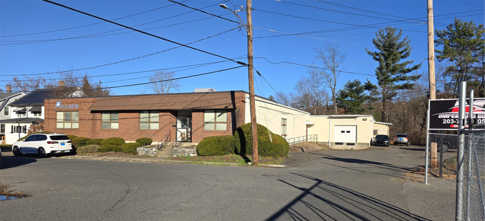 Primary Photo Of 16 Edwin Ave, Waterbury Flex For Sale