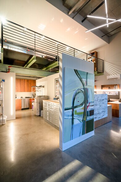 More Photos Of 3046 17th Ave W, Seattle Apartments For Lease