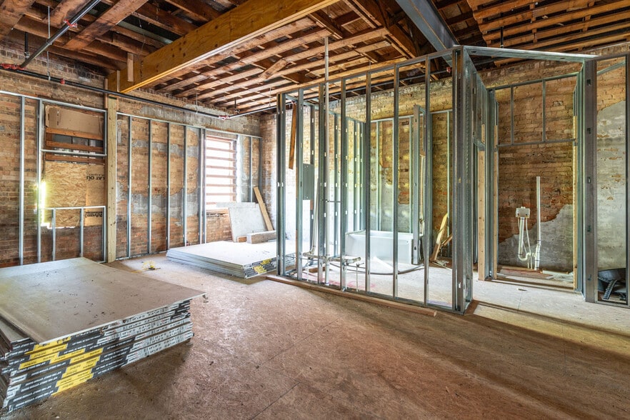 More Photos Of 222 S Railroad Ave, Kings Mountain Storefront Retail Residential For Sale