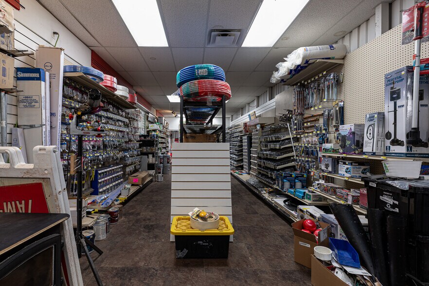 More Photos Of 723 E Highway 89, Kanab Storefront Retail Office For Sale