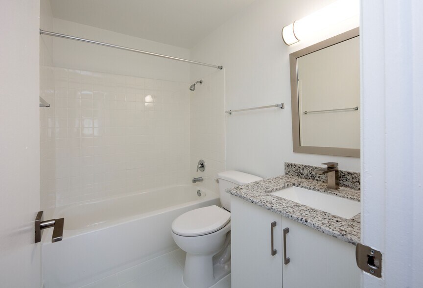 More Photos Of 361 NE 191st St, Miami Apartments For Sale