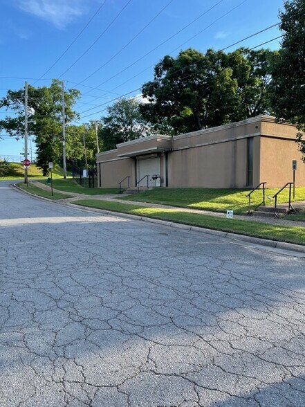More Photos Of 5100 W 12th St, Little Rock Medical For Sale