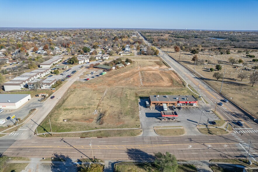 More Photos Of NEQ Rockcreek Rd & Porter Ave, Norman Land For Sale