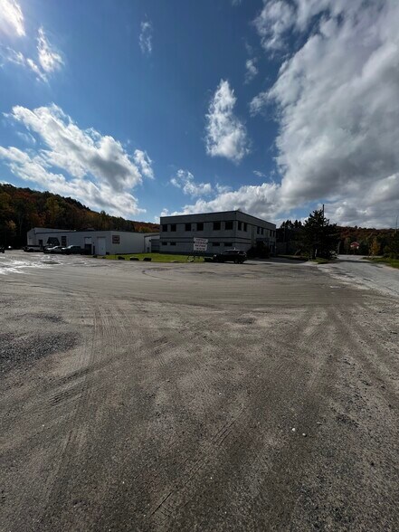 More Photos Of 3 Crescent Rd, Huntsville Self Storage For Sale