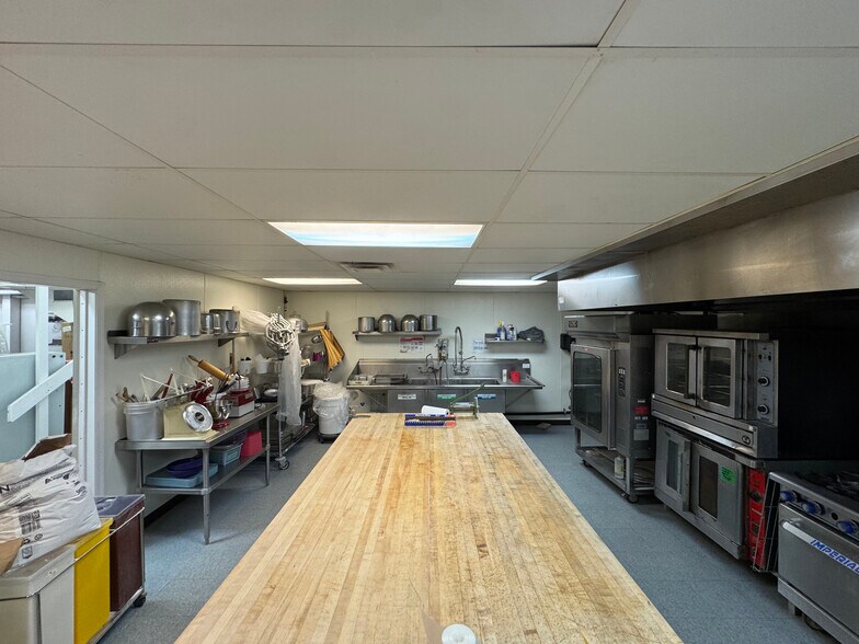 More Photos Of 215 W Goldfield Ave, Yerington Freestanding For Sale