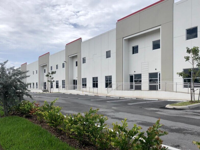 More Photos Of 13202 NW 107th Ave, Hialeah Gardens Warehouse For Sale