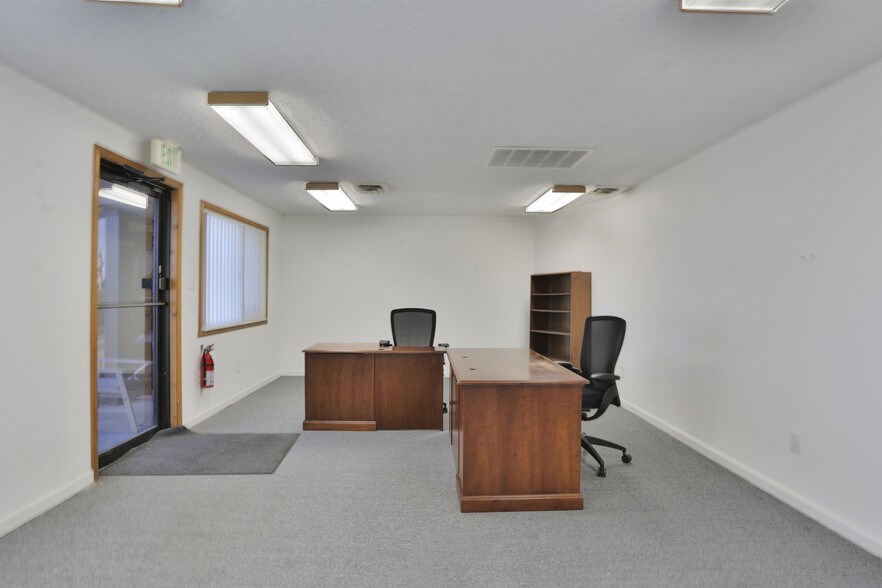 More Photos Of 12640 W Cedar Dr, Lakewood Office For Lease