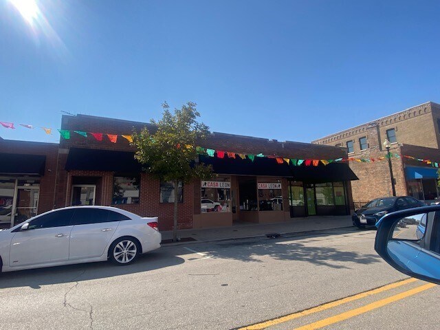 More Photos Of 208-212 Main St, West Chicago General Retail For Sale