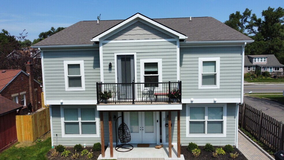 More Photos Of 345 W Marshall St, Ferndale Apartments For Sale