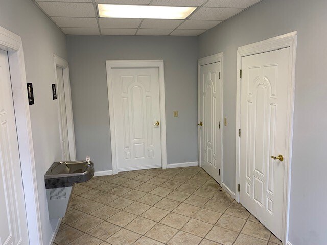 More Photos Of 3400 Claremont Ave, Evansville Warehouse For Sale