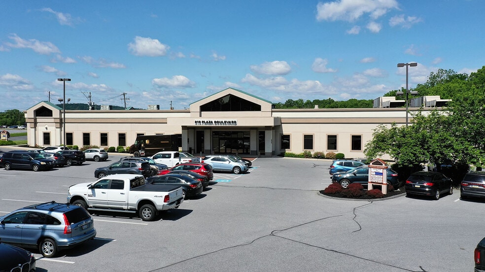 More Photos Of 810 Plaza Blvd, Lancaster Medical For Lease