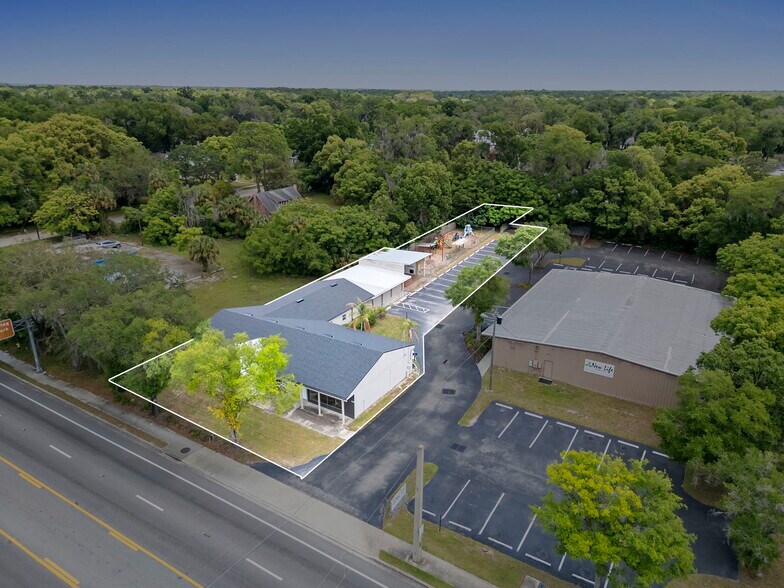 More Photos Of 346 N Volusia Ave, Orange City Daycare Center For Lease