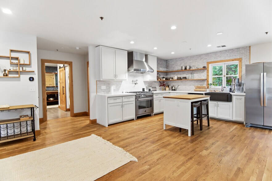 More Photos Of 107 Sacramento St, Nevada City Restaurant For Sale