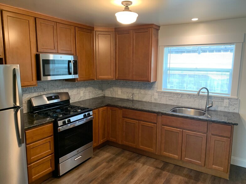 More Photos Of 110 Hilborn Ave, Vallejo Apartments For Sale