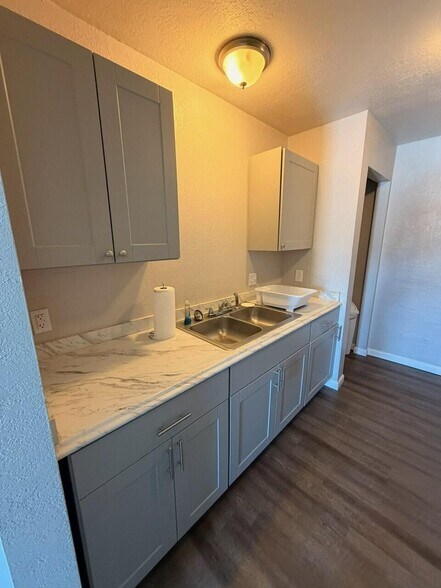 More Photos Of 722 W Jefferson St, Trinidad Apartments For Sale