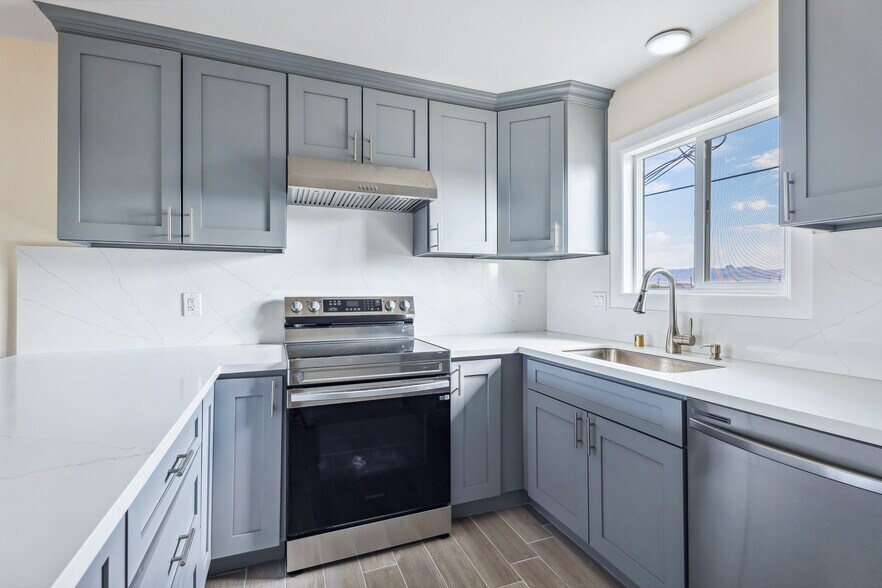 More Photos Of 1772 Rio Grande Rd, Bullhead City Multifamily For Sale