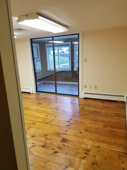 More Photos Of 406 Main St, Great Barrington Office Residential For Lease
