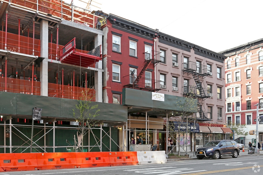 More Photos Of 189 Avenue A, New York Storefront Retail Residential For Lease