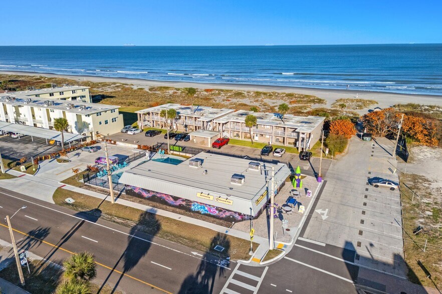 More Photos Of 101 N Atlantic Ave, Cocoa Beach General Retail For Sale