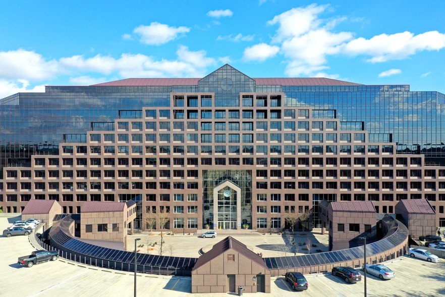 More Photos Of 2300 Windy Ridge Pkwy SE, Atlanta Office For Lease