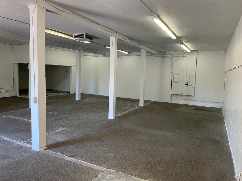 More Photos Of 501 S Fetterly Ave, East Los Angeles Storefront Retail Residential For Sale