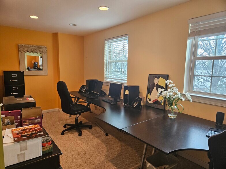 More Photos Of 124 E Broad St, Falls Church Office For Sale