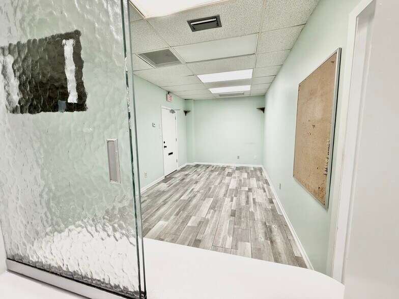 More Photos Of 3949 Evans Ave, Fort Myers Medical For Sale