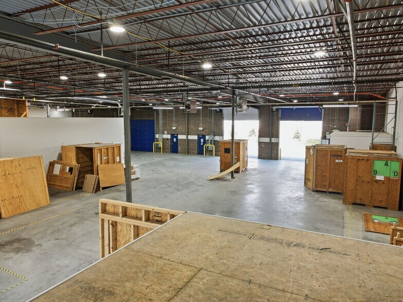 More Photos Of 1001 Prince George's Blvd, Upper Marlboro Light Manufacturing For Sale