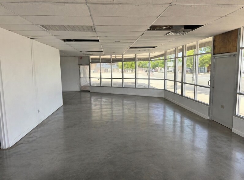 More Photos Of 1416 S Main Street, Las Vegas General Retail For Lease