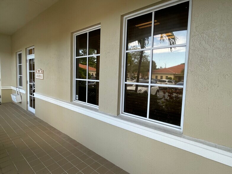 More Photos Of 5501 N University Dr, Coral Springs Office For Sale