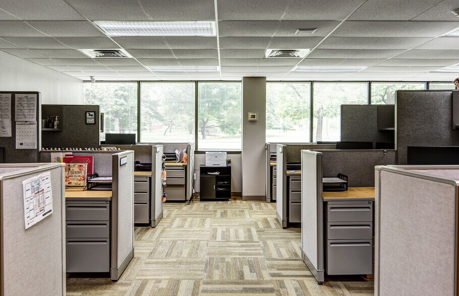 More Photos Of 101 Laurel Rd, Voorhees Office For Lease