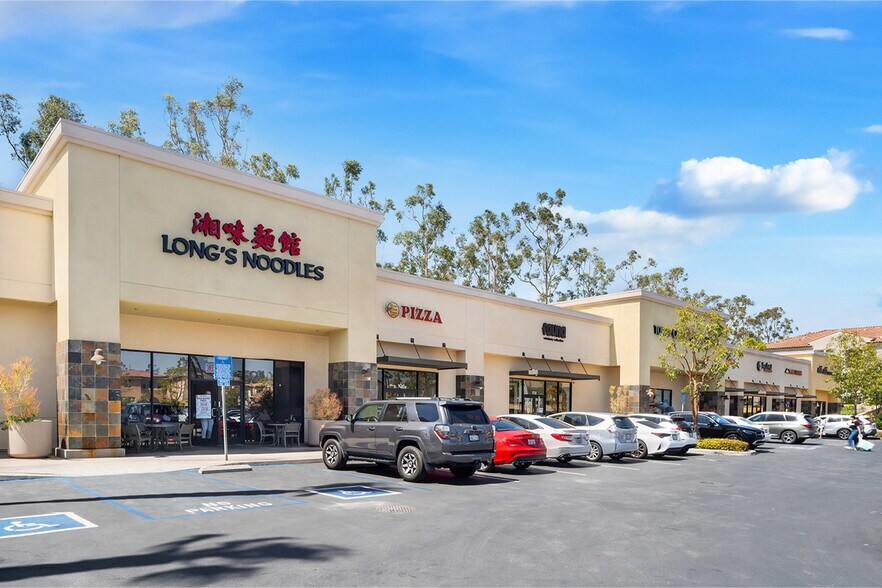 More Photos Of , Lake Forest General Retail For Sale