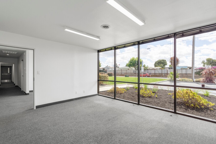 More Photos Of 2505 Amaral Ct, Hayward Warehouse For Sale