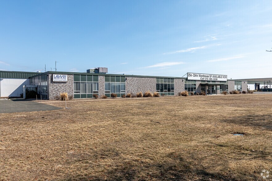 More Photos Of 295 Ella Grasso Tpke, Windsor Locks Warehouse For Lease