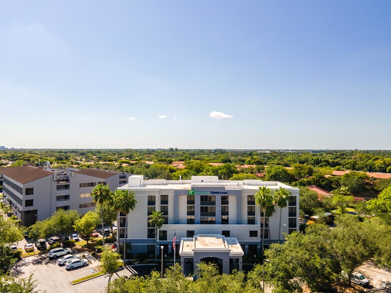 More Photos Of 11520 SW 88th St, Miami Hotel For Sale