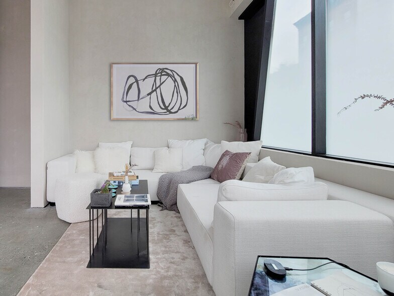 More Photos Of 161 12th St, Brooklyn Storefront Retail Office For Lease