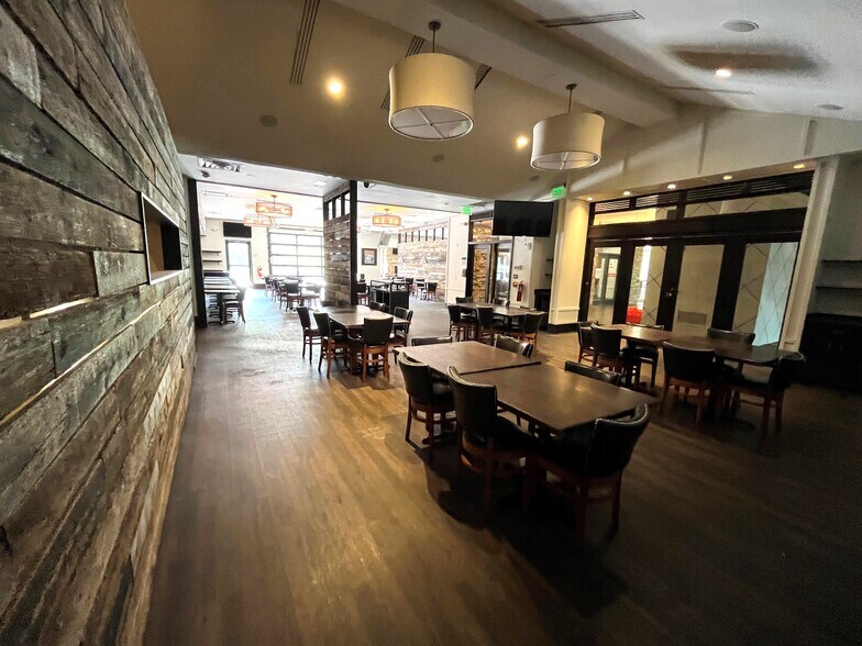 More Photos Of 1500- Washington Rd, Pittsburgh Unknown For Lease