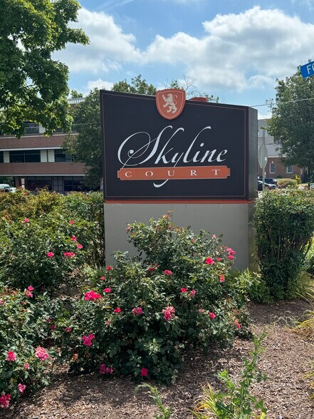 More Photos Of 5134-5148 Leesburg Pike, Alexandria Medical For Sale