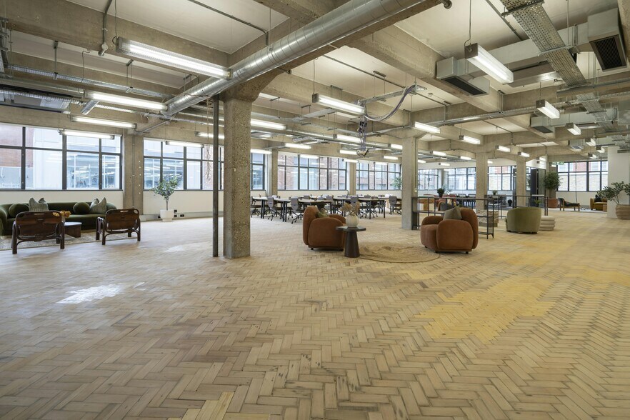 More Photos Of 15-27 Gee St, London Office Residential For Lease