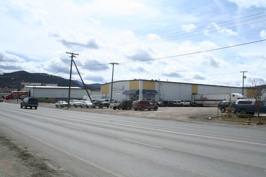 More Photos Of 1414 N Montana Ave, Helena Distribution For Lease