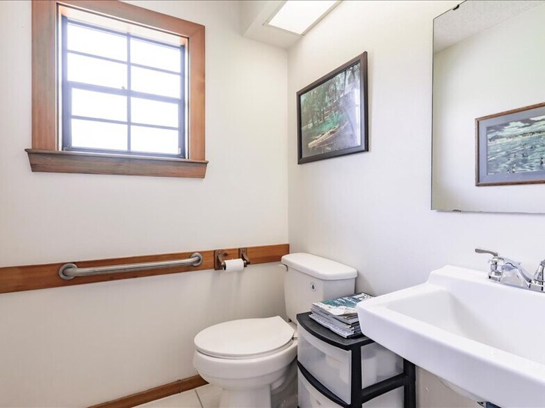 More Photos Of 13225 FL-64, Bradenton Loft Creative Space For Sale