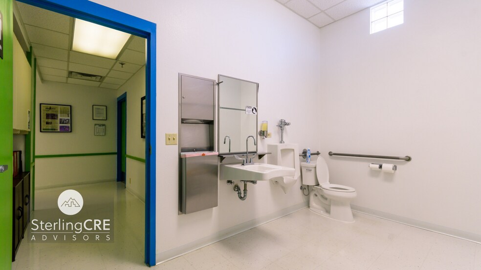 More Photos Of 5840 Expressway, Missoula Warehouse For Sale