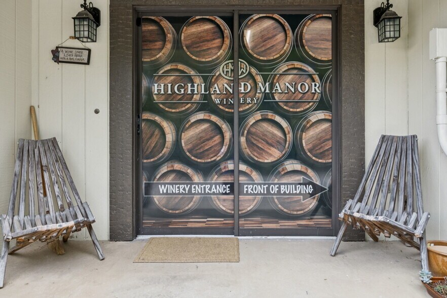 More Photos Of 2965 Tennessee 28, Jamestown Winery Vineyard For Sale