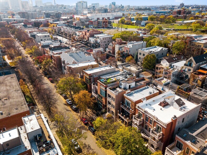 More Photos Of 1428 N Cleveland Ave, Chicago Hospitality For Sale