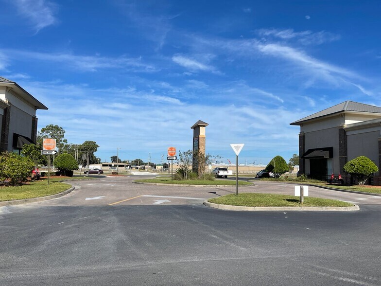 More Photos Of 447 SW SR 247, Lake City Land For Lease